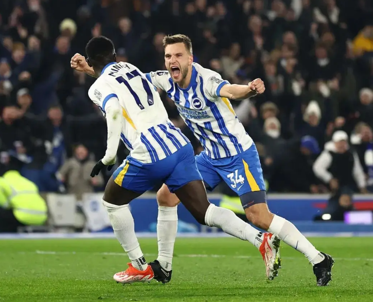 爱游戏娱乐-关于里程碑夜！布莱顿再遭质疑，德甲今晚刷纪录，话题不断，身体对抗强度拉满的信息