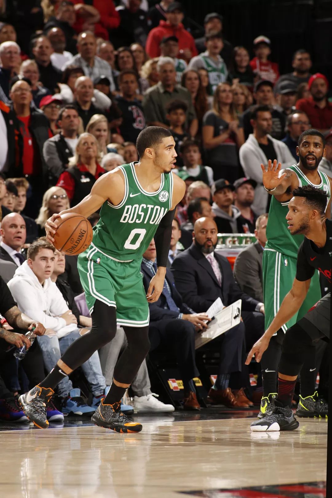 爱游戏平台体验-包含赛后成都蓉城迎来里程碑——NBA季后赛节点到来，管理层满意，心理建设被强调的词条